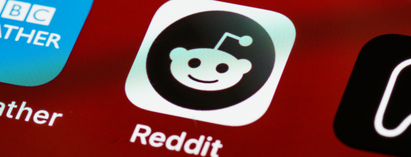THE RISE OF REDDIT AND THE FALL OF FACEBOOK_ IS YOUR COMPANY PREPARED FOR THE SHIFTING SOCIAL MEDIA SCENE_